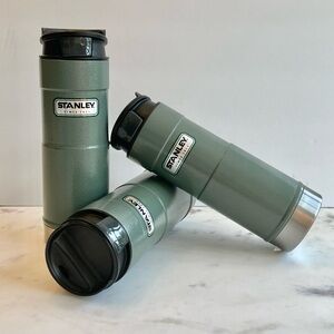 LAST ONE!!! Classic Stanley One Handed Vacuum Mug, One